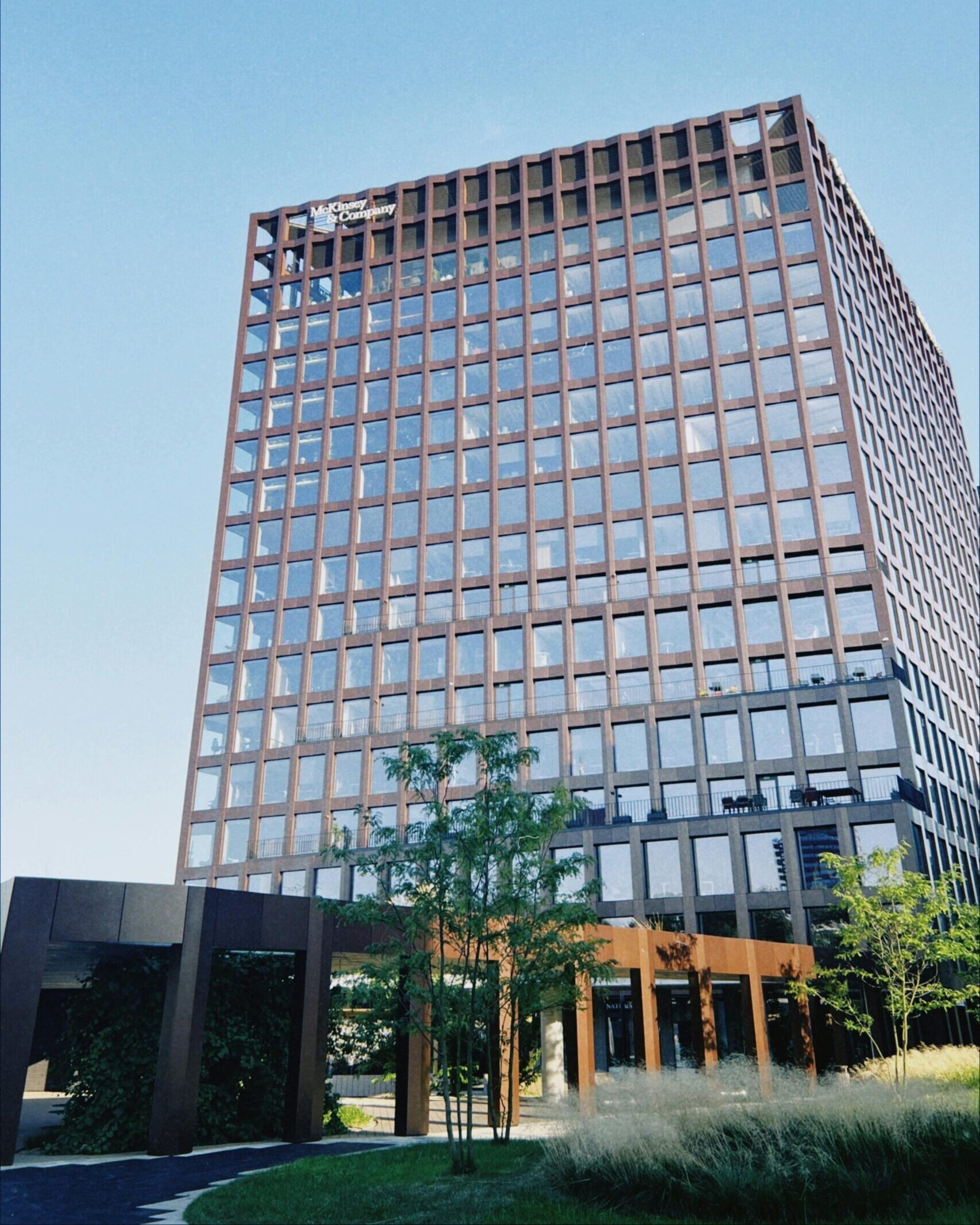 pexels-aibek-skakov-418917601-27305632